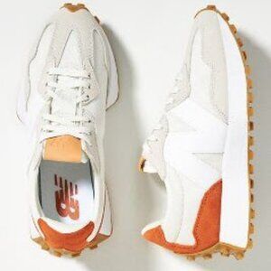 NWOT New Balance 327 Sneakers 9.5 Neutral Motif